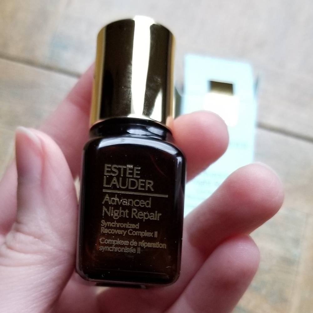 BNIB ESTEE LAUDER ADVANCED NIGHT REPAIR COMPLEX II - Picture 5 of 6
